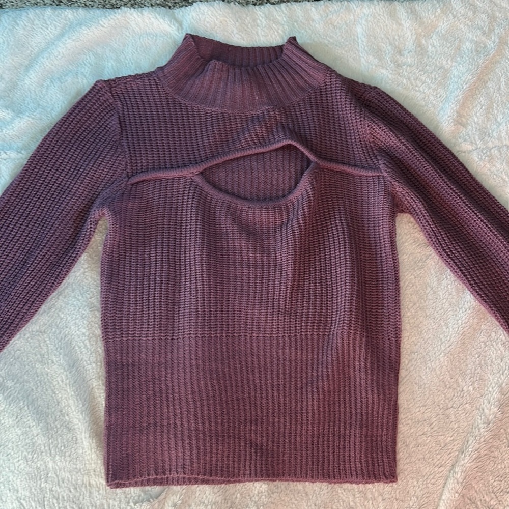 Purple knitted long sleeved